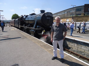48151 and DSC in scarborough station with the scarborough spa express