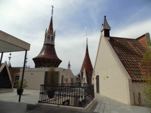 barcelona casa de les punxes august 2017m