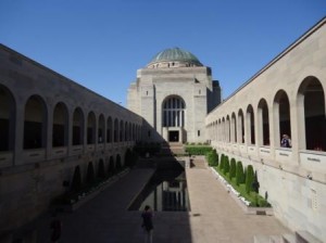 canberra australian war memorial inner courtyard3C