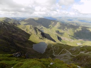looking down from summit of old man of coniston at goat water, may 2017a