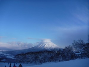 Japan 2013 - Mt Yotei at dusk 1024px