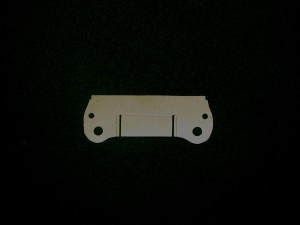 Cylinder end plate with extra cuts