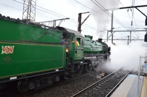 Locomotive 3642 starts off from Penrith.