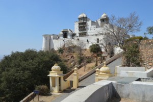 Udaipur - Sajjan Garh entrance